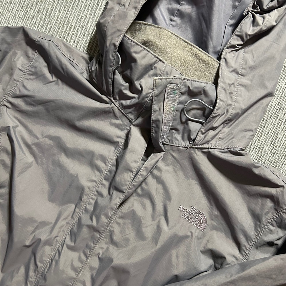 The North Face Women's Gray Hooded Lightweight Jacket